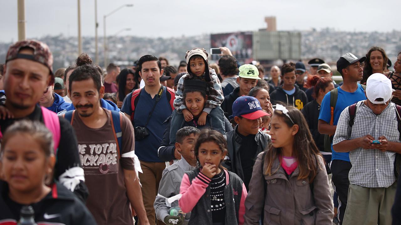 Border Patrol agent: Migrants look like an invasion of US