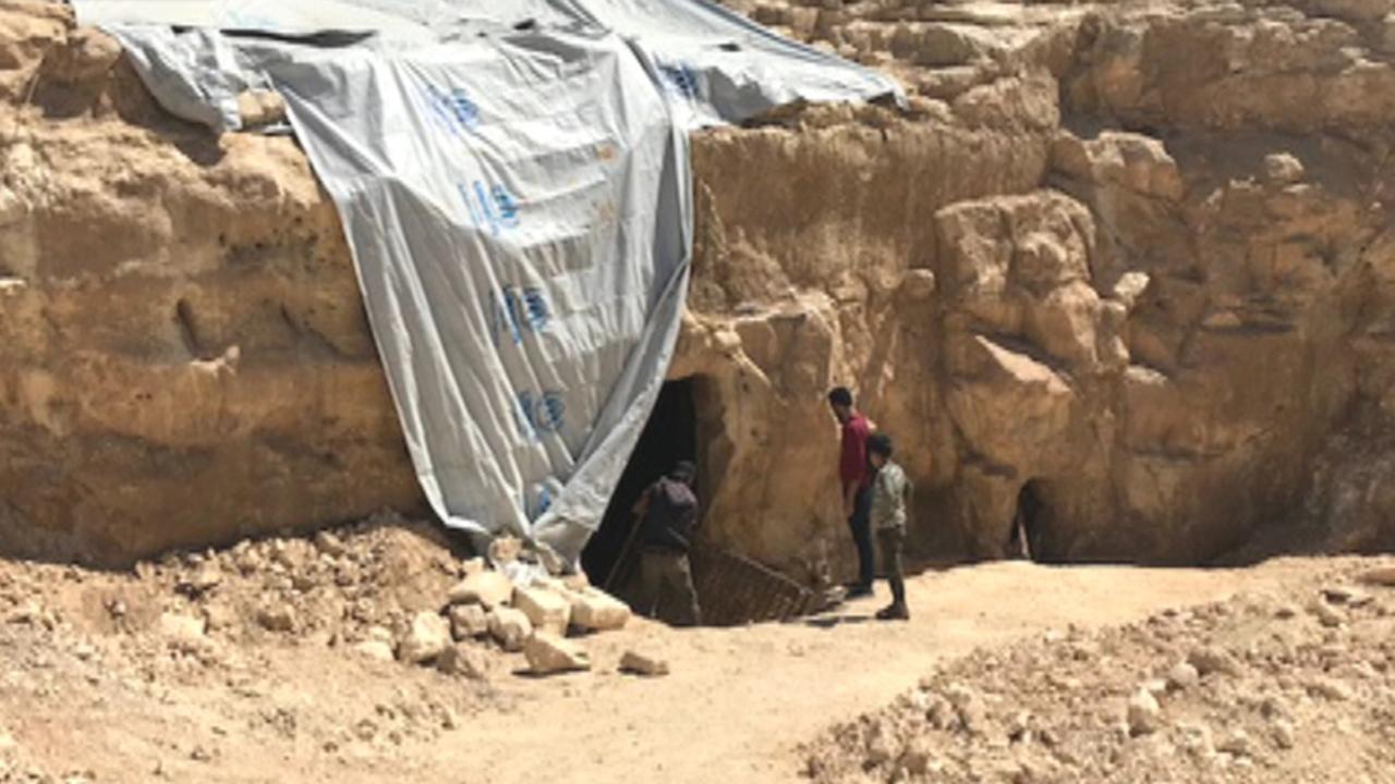 Archeologists find 'refuge cave' in former Isis territory