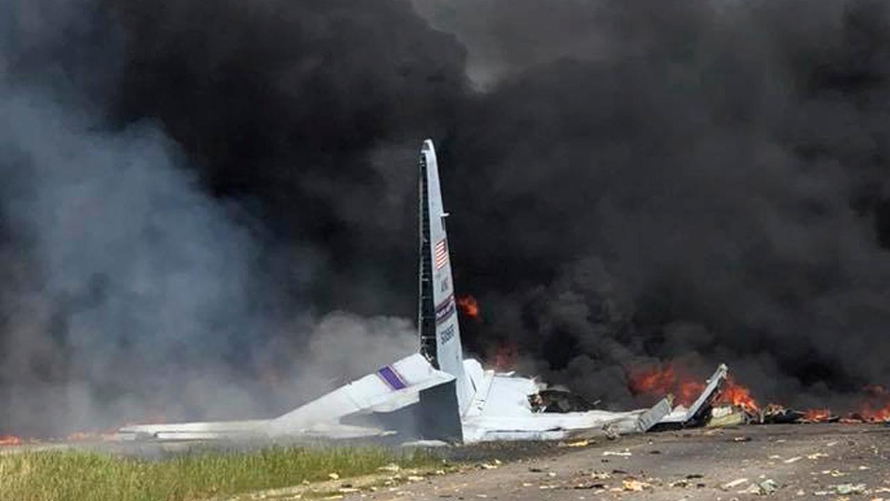 At least 5 killed in military cargo plane crash