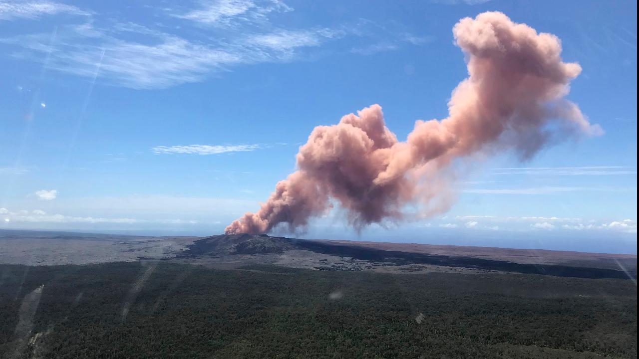 National Guard deployed as volcano erupts in Hawaii