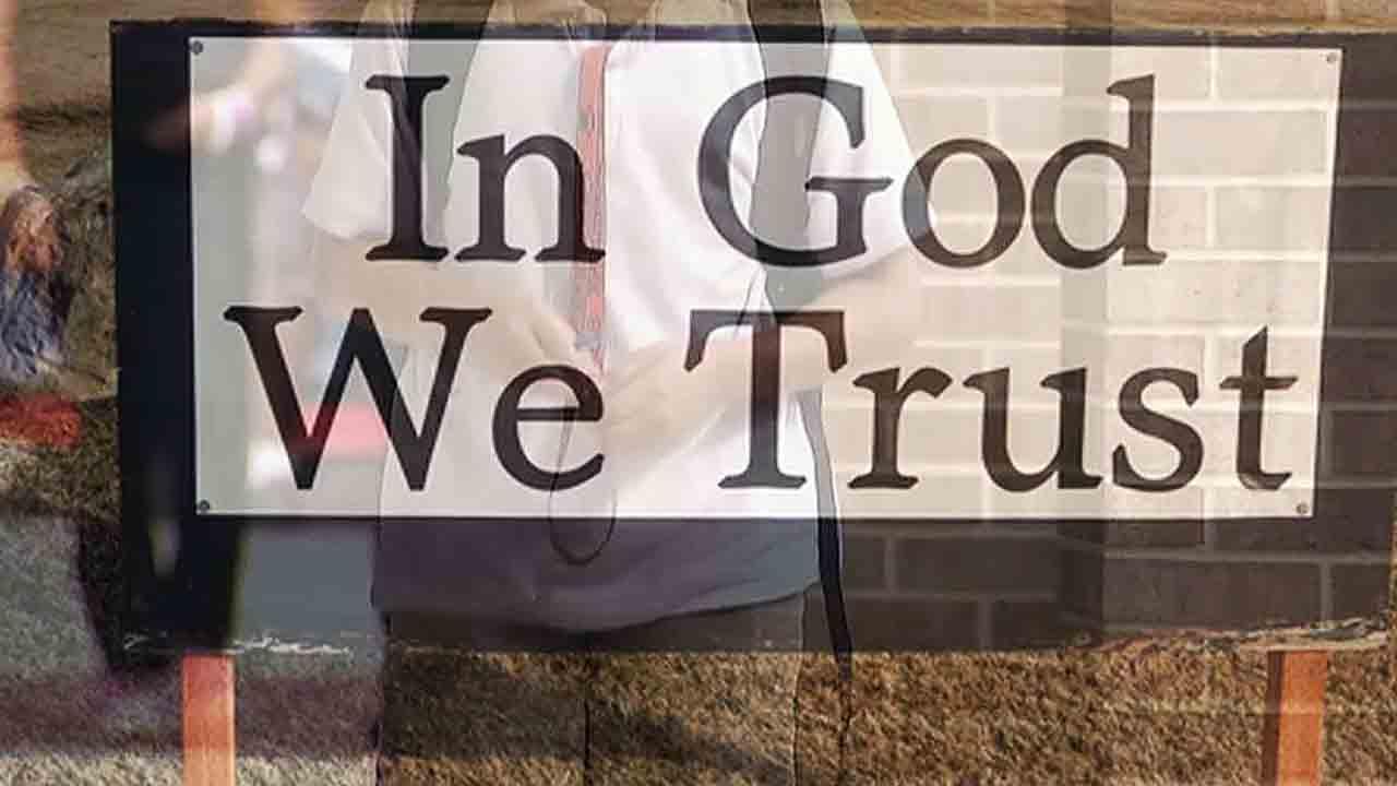 Minnesota Democrats attack nation's motto 'in God we trust'