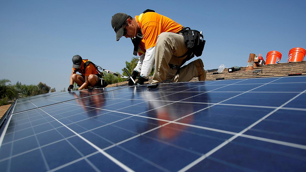 Solar panels now required on California homes