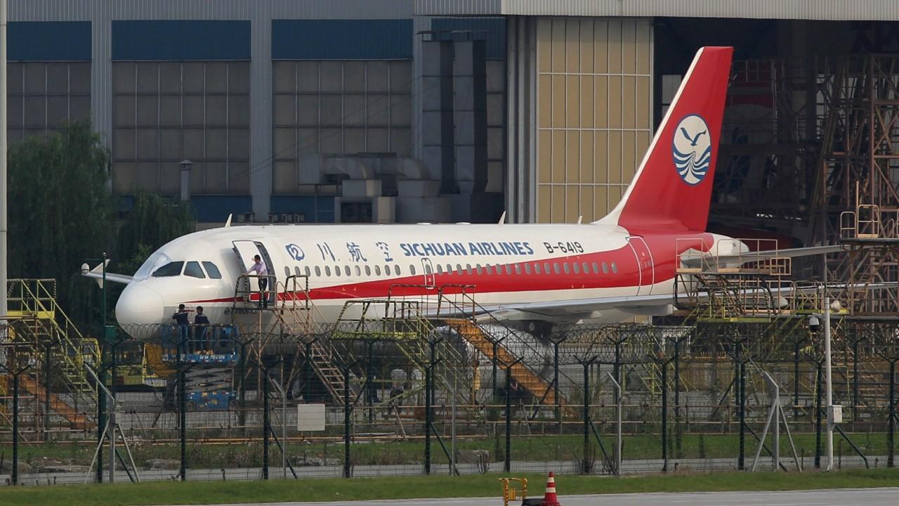 Sichuan Airlines scare marks the 6th window-accident in a month