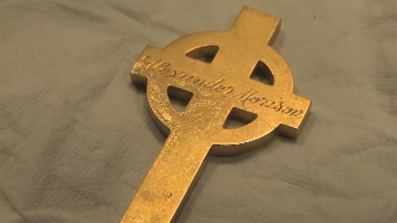 Lost cross found after 52 years in ocean