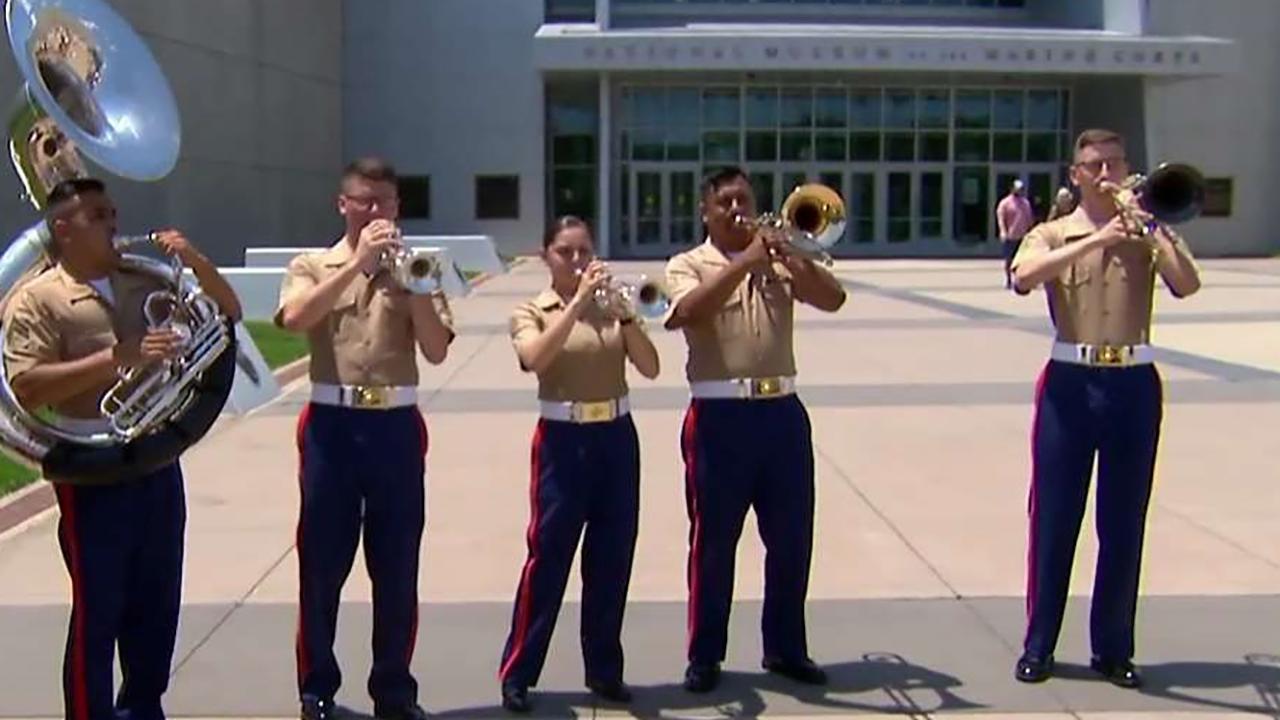 Quantico Marine Corps band gives patriotic performance