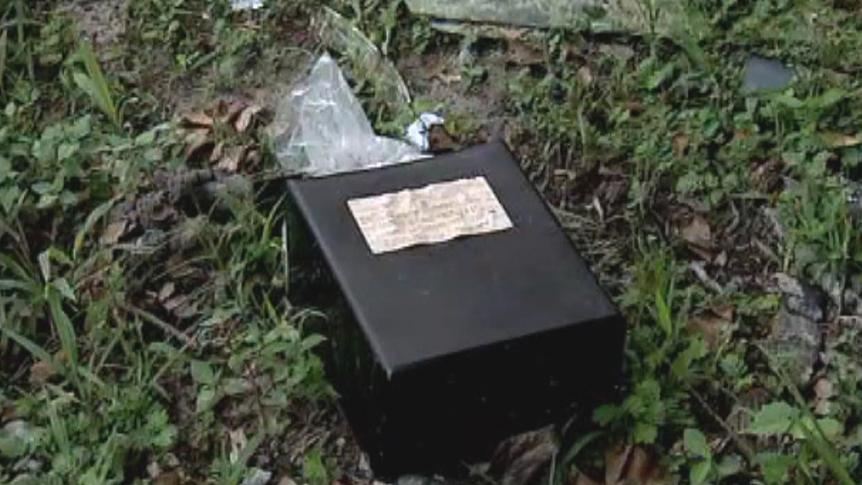 Houston woman finds human ashes on the side of the road