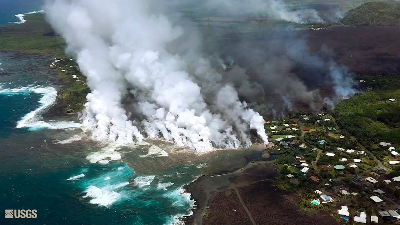 Lava quickly swallows up more homes in Hawaii