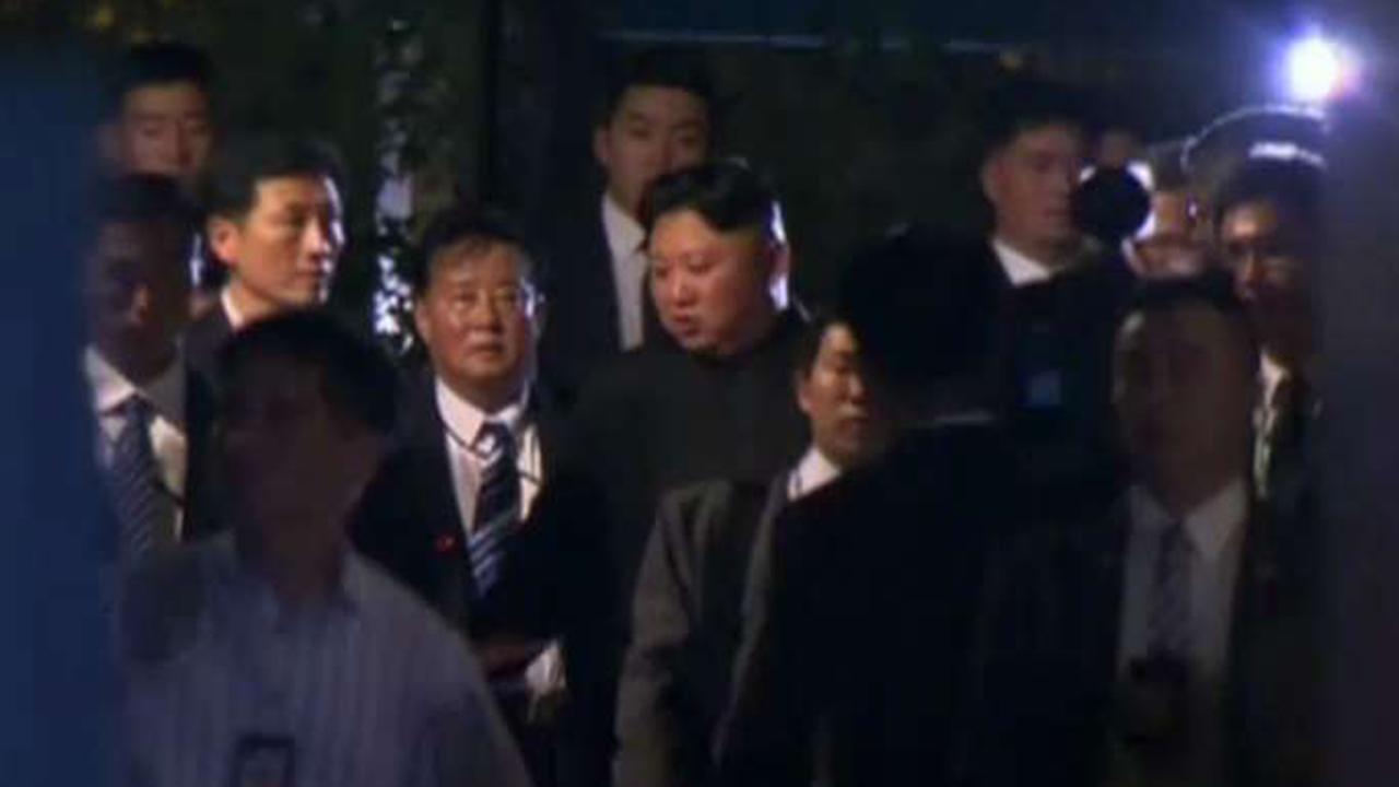 Kim Jong Un takes late-night tour of Singapore