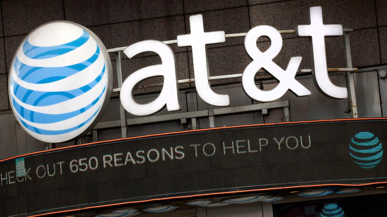 AT&T, Time Warner merger gets the green light