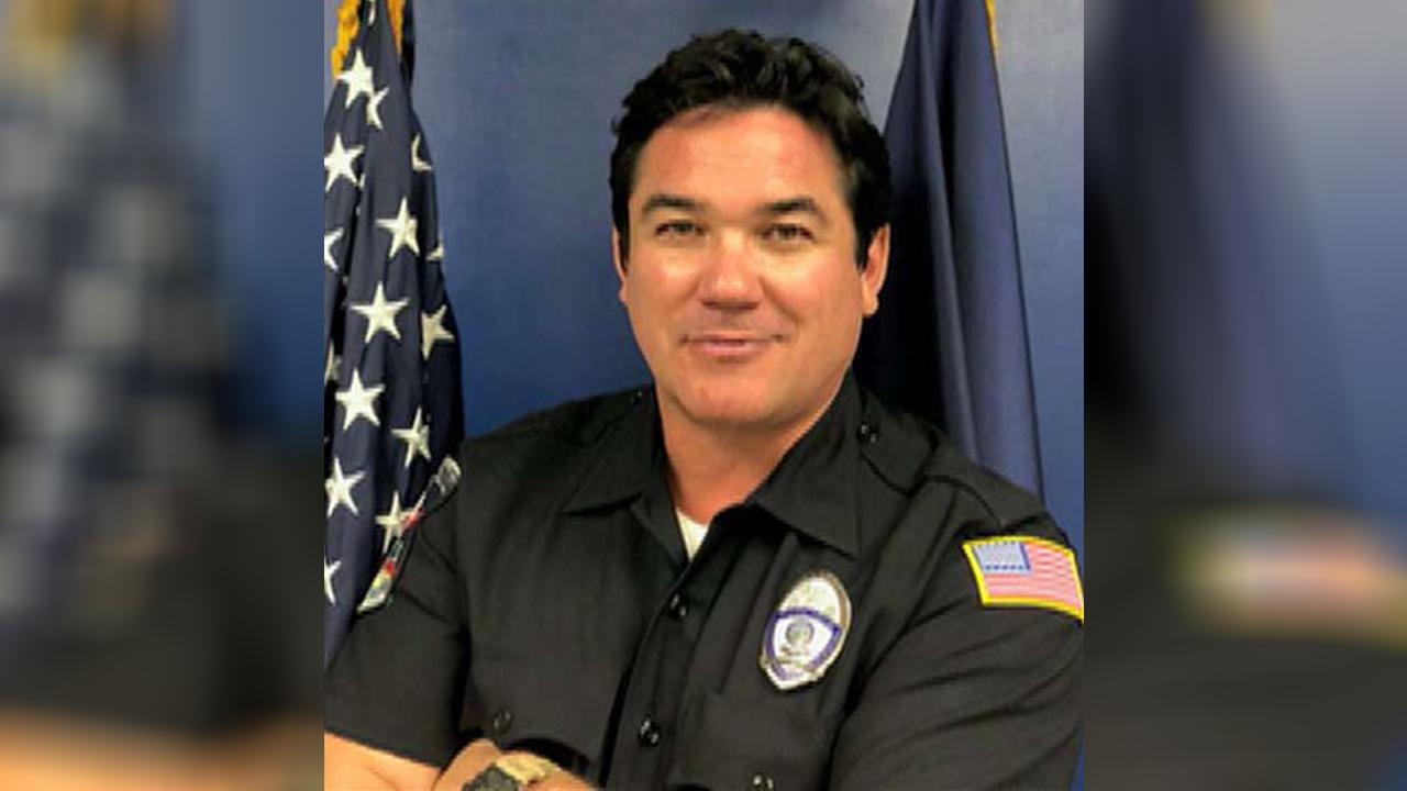 Dean Cain trades in 'Superman' cape for police badge