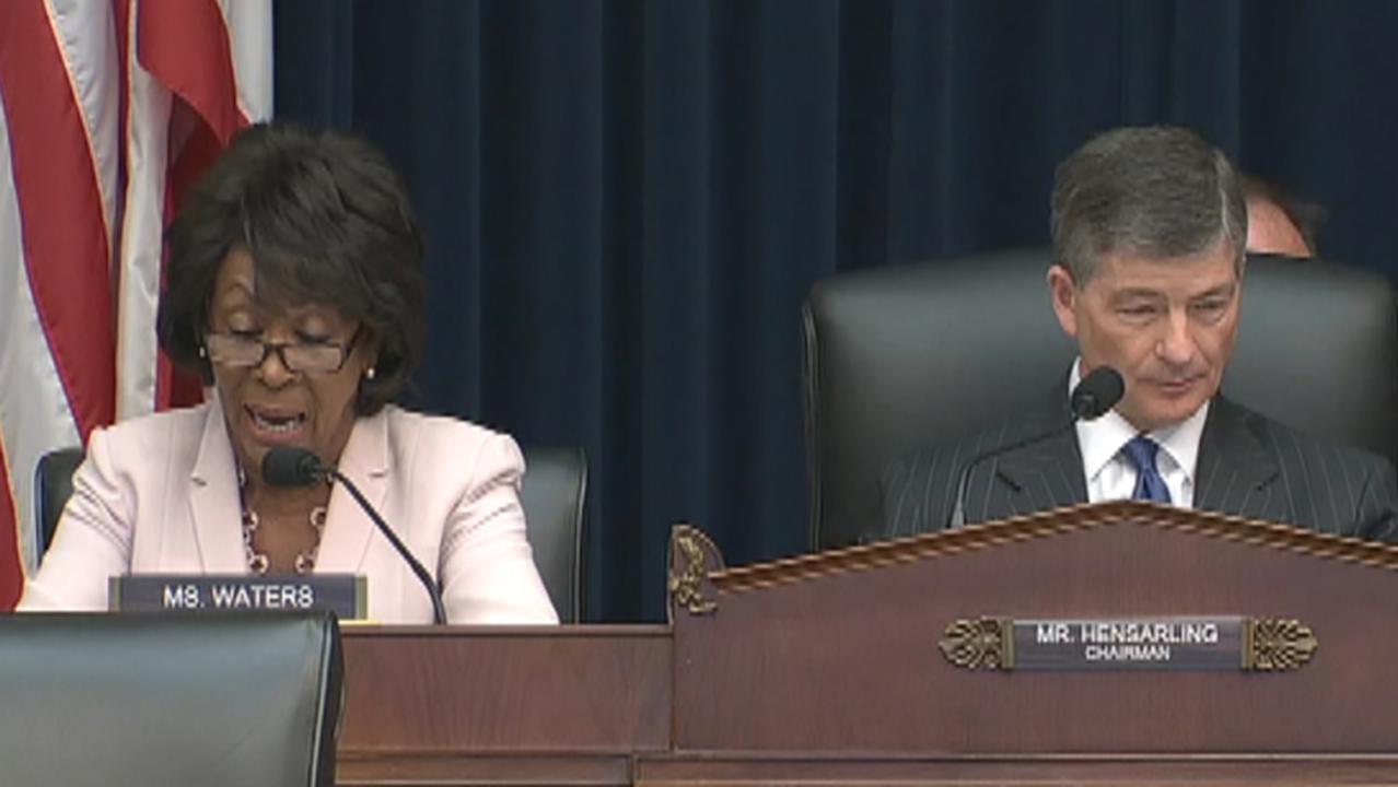 Jeb Hensarling clashes with Waters during committee hearing 