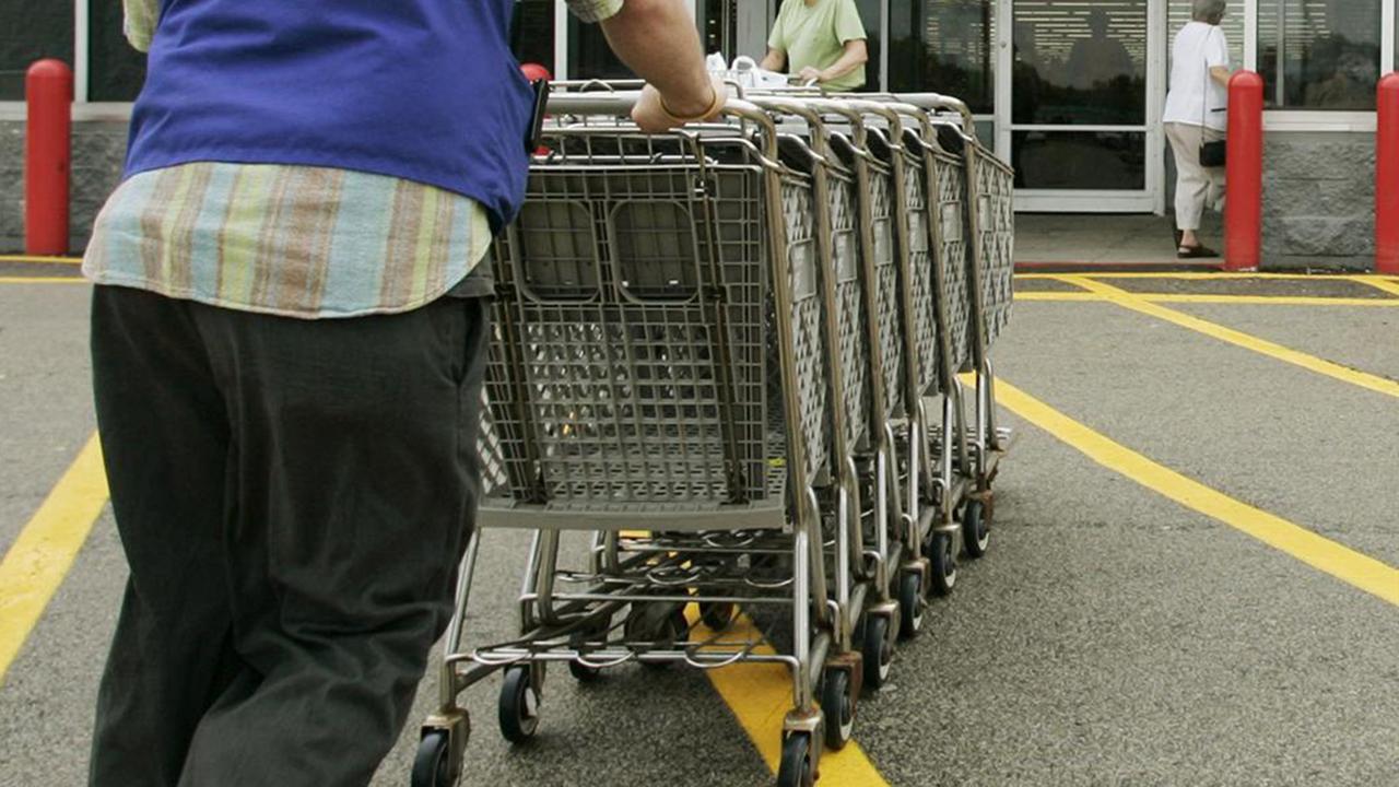 Woman claims she was cut by razor blade in shopping cart