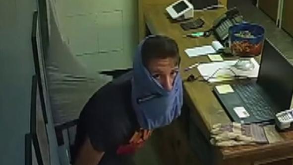 Raw video: Burglary suspect wears boxer briefs on head