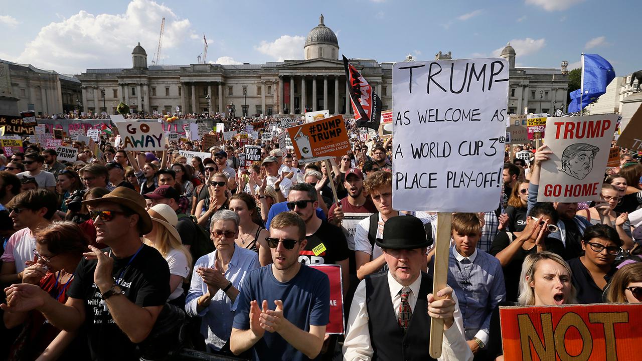 Tens of thousands protest Trump in London