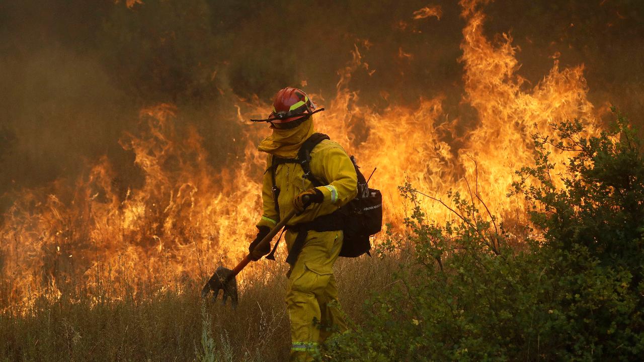 California fires continue to scorch acres, level homes