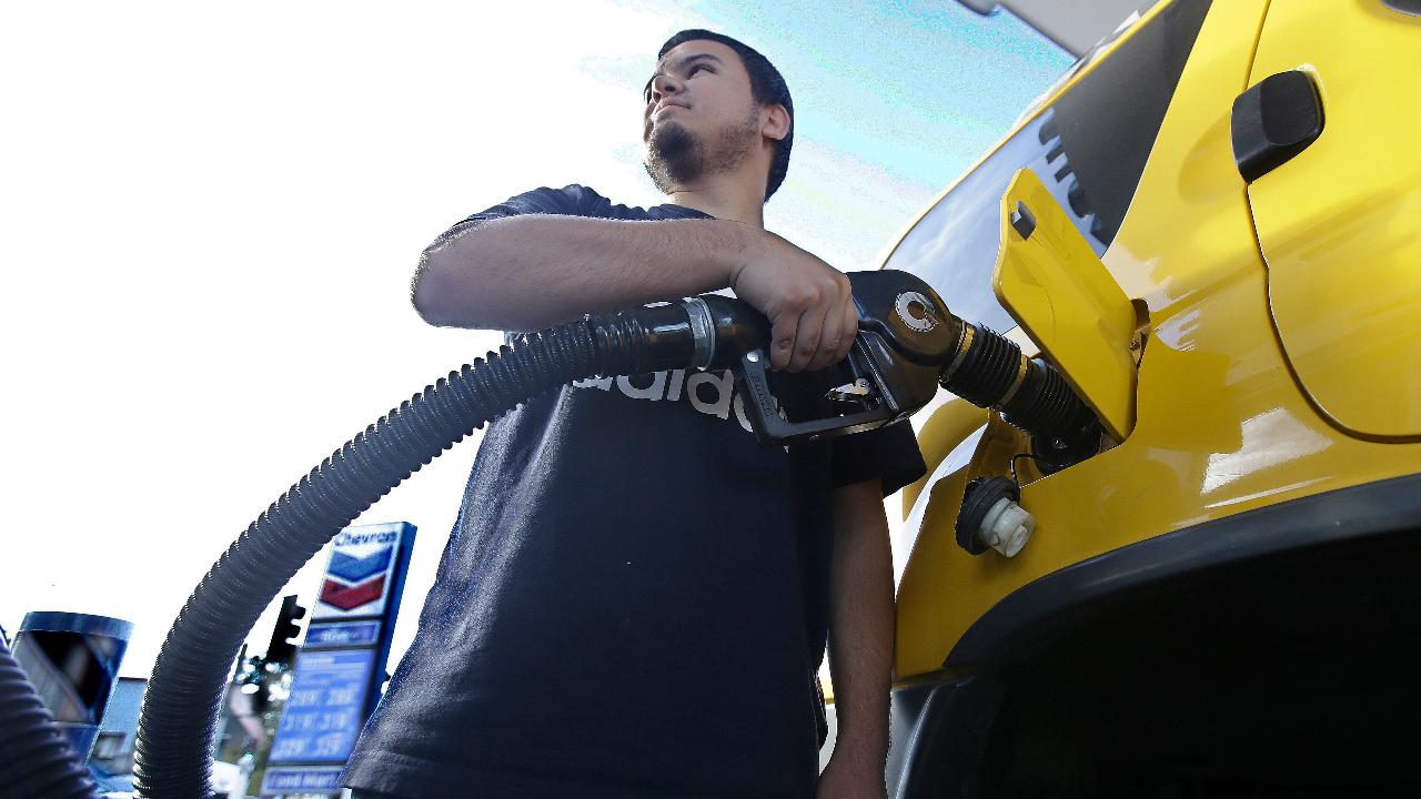 Trump admin to freeze Obama-era fuel economy standards