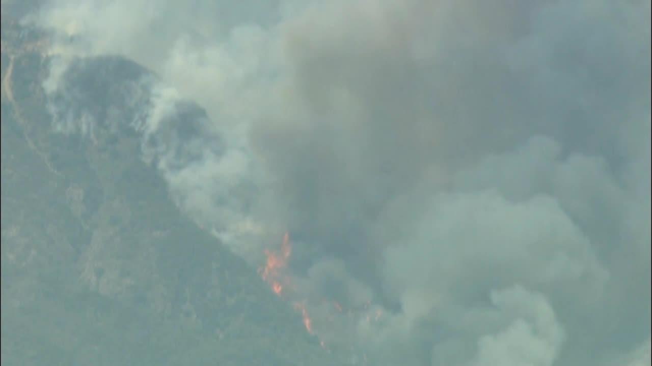 Raw video: Aerial footage of the Holy Fire in California 
