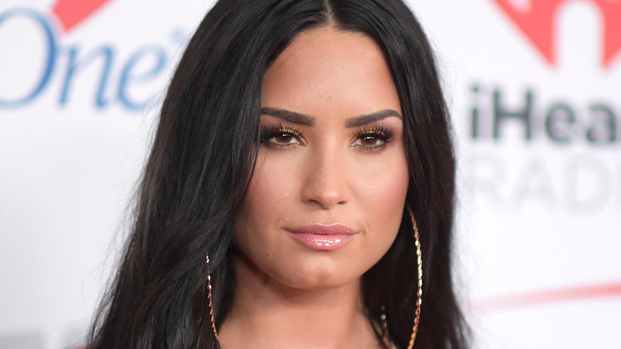 Demi Lovato officially cancels the rest of her tour
