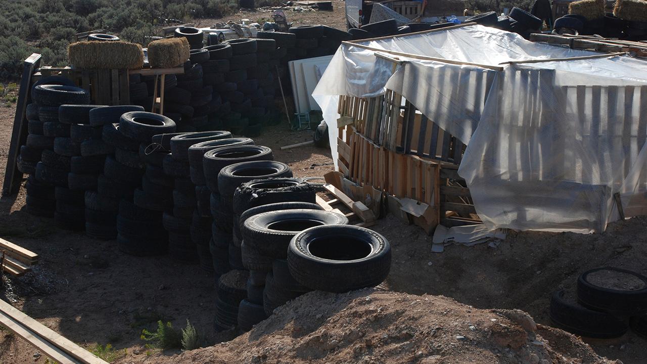 Judge rules 'extremist' compound suspects are not a threat