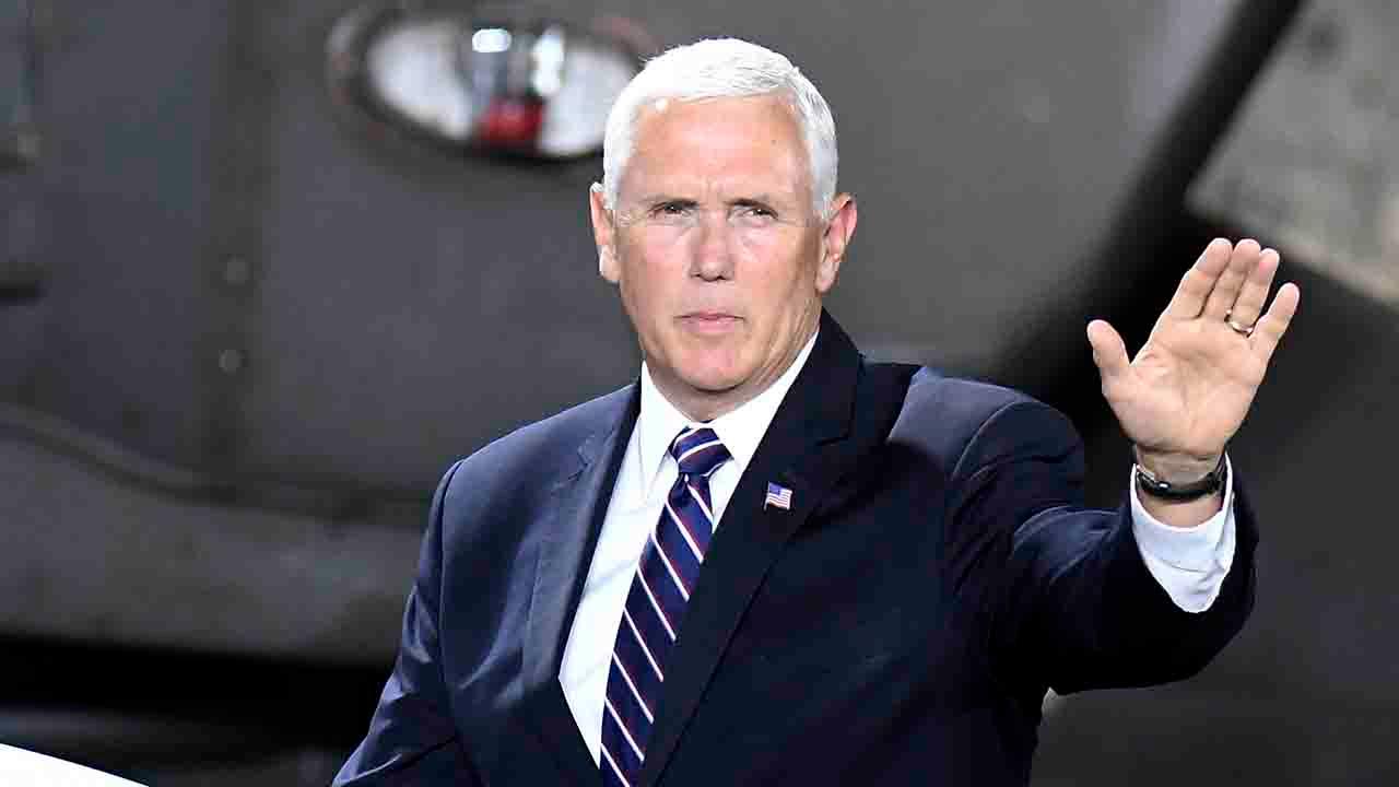 Pence to travel to Houston to discuss Space Force with NASA