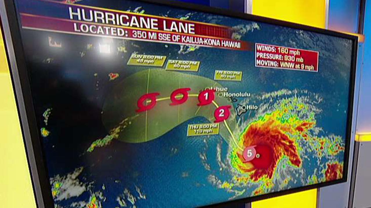 Hurricane Lane closes in on Hawaii