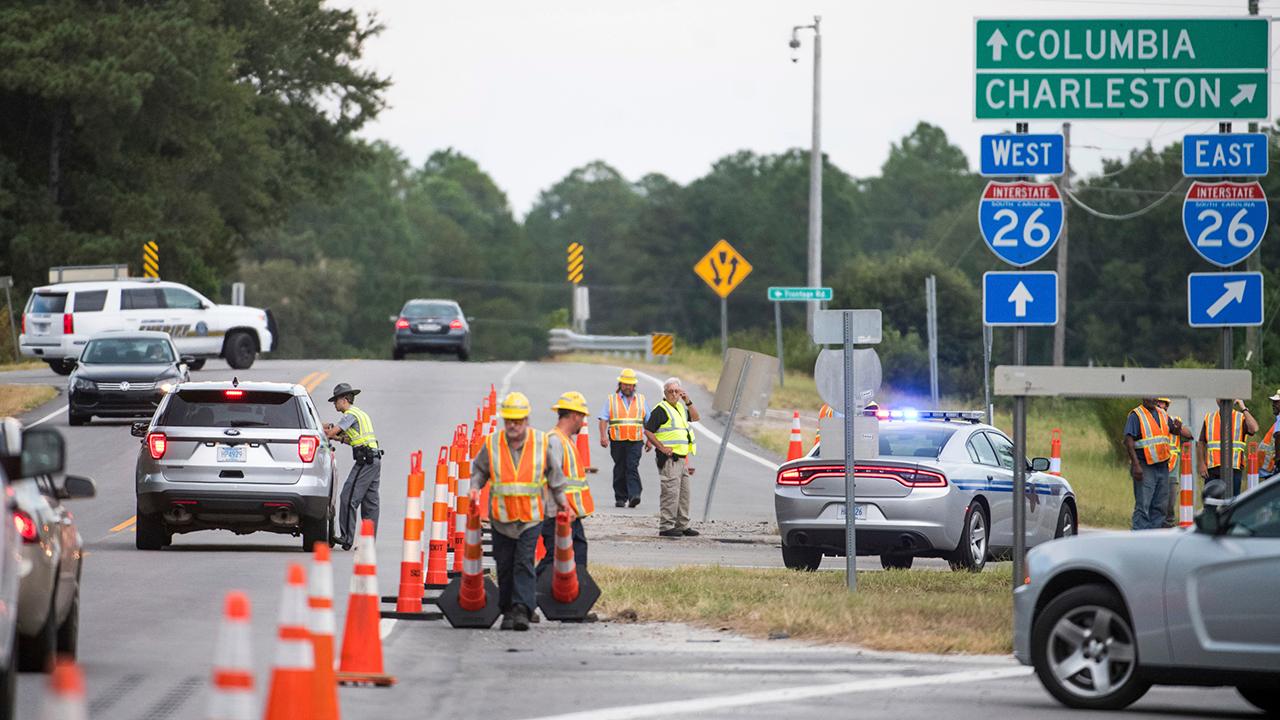 Highway crews in South Carolina work to evacuate state