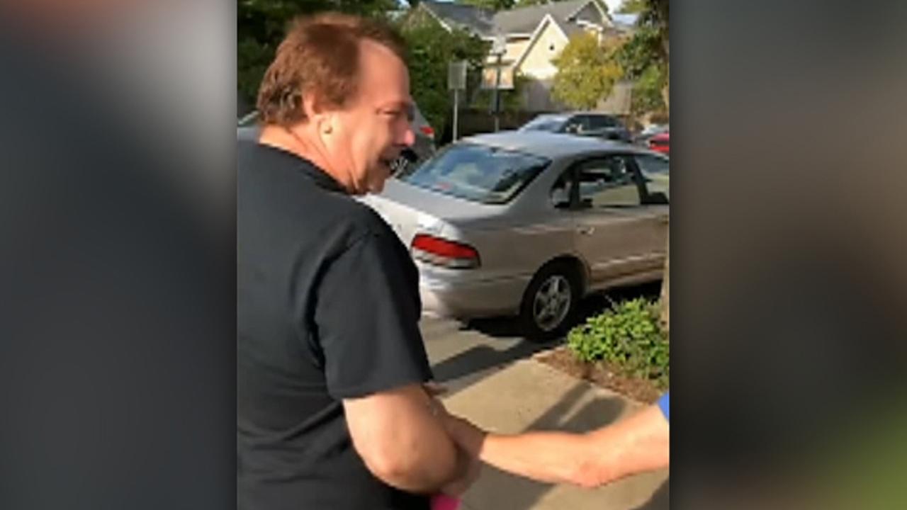 Employees at Arkansas restaurant buy coworker his own car 