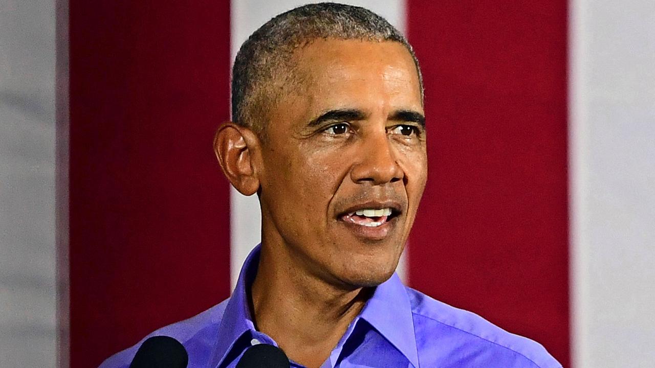 Obama blasts 'demagogues' at political rally