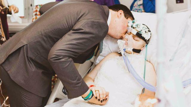 Childhood friends marry days before bride’s cancer death