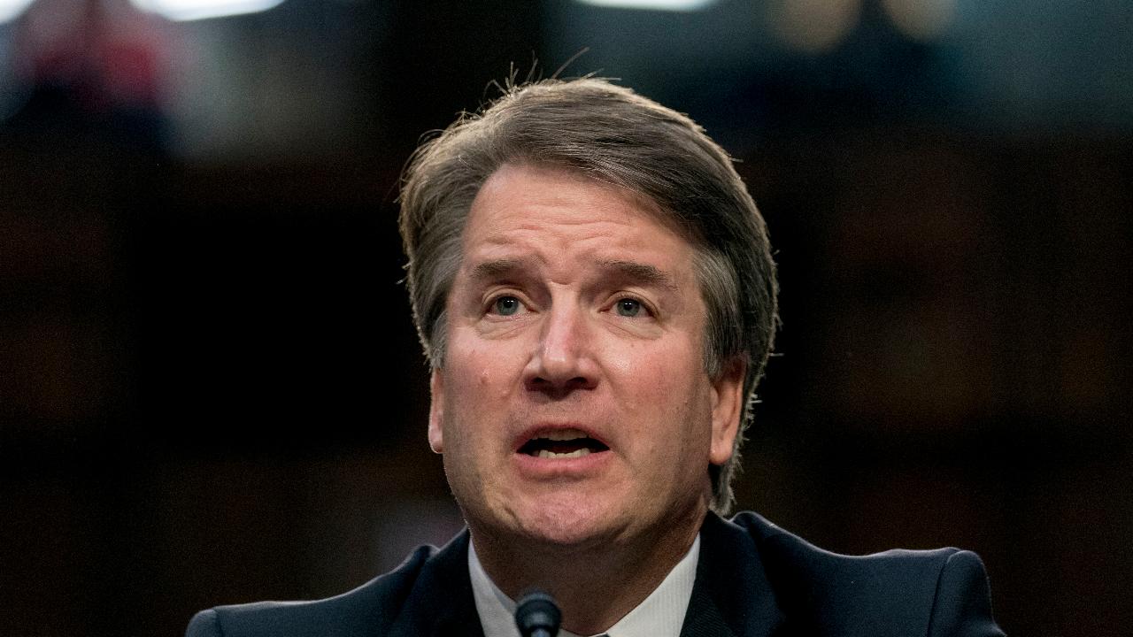 Kavanaugh's accuser in talks to testify before Congress