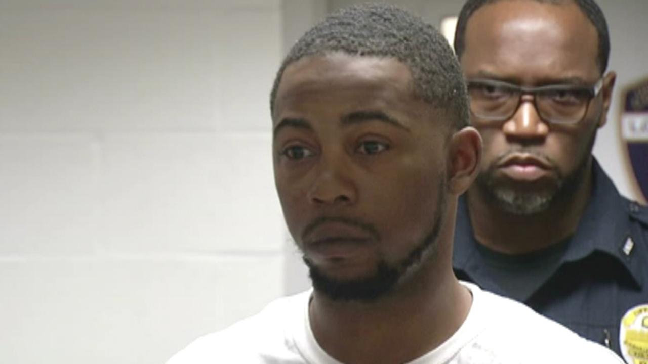 Louisville man tries to flee courtroom after prison sentence