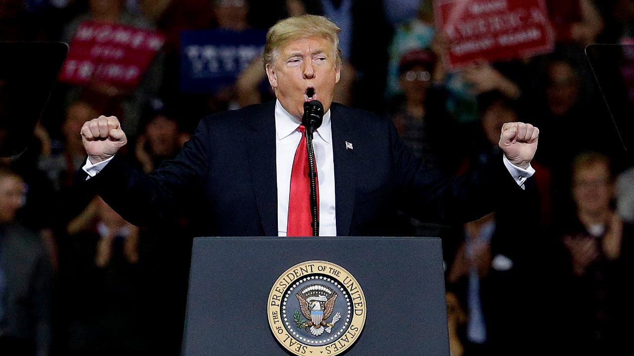 Highlights from President Trump's Kansas rally