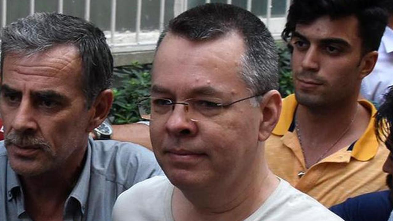 Turkish court releases Pastor Brunson from house arrest