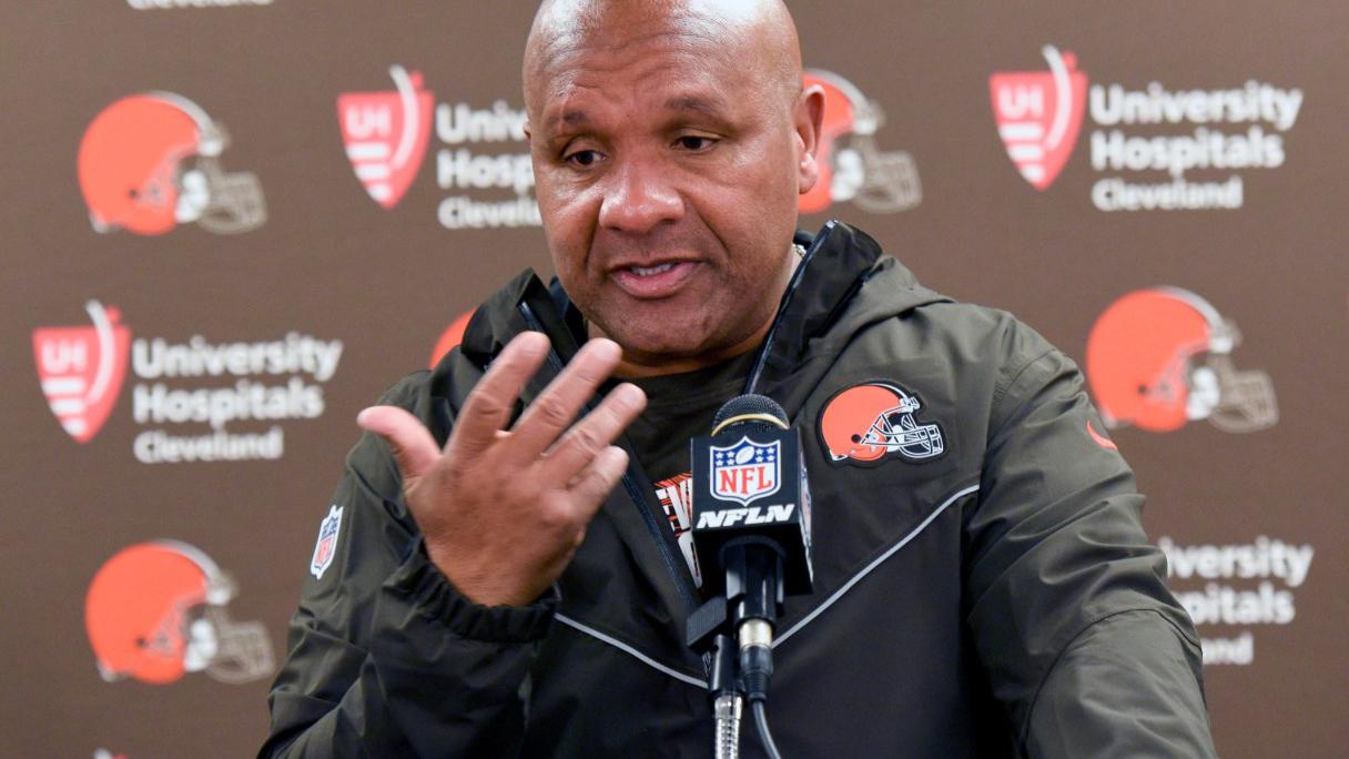 Cleveland Browns reportedly fire Hue Jackson