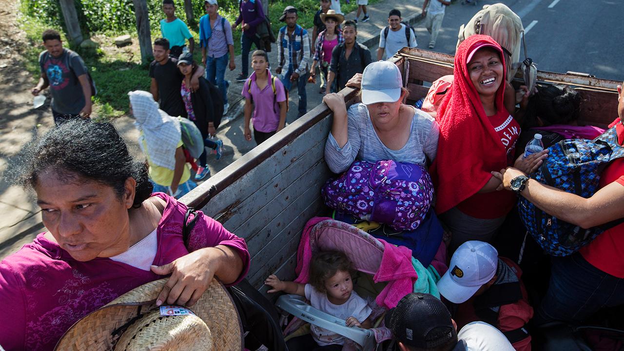 Caravan is undeterred despite Trump promise to close border
