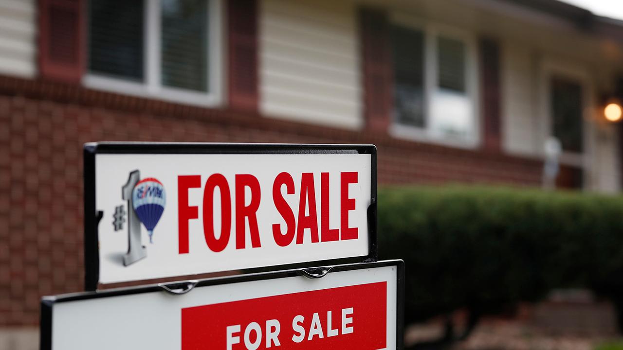 Fox Business Briefs: Rising interest rates making some would-be home buyers nervous. Number of mortgage applications fell 4 percent. 