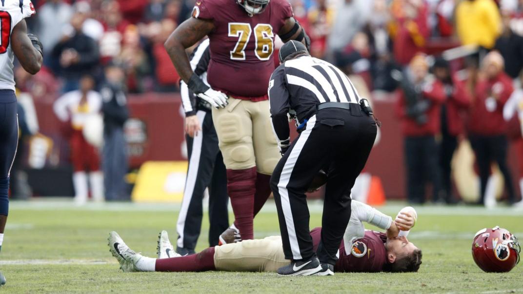 Redskins quarterback suffers gruesome injury
