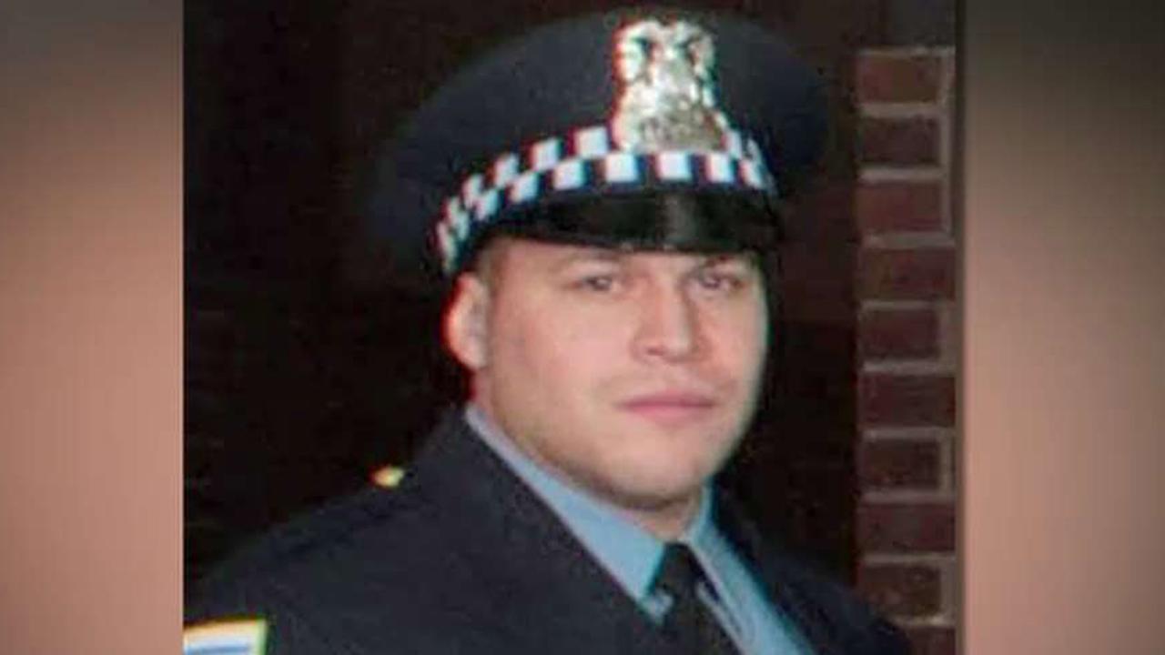 Cop among 3 killed by gunman in Chicago hospital shooting