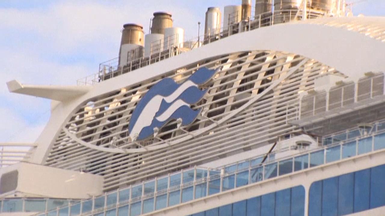 Passengers react to woman's mysterious death on cruise ship