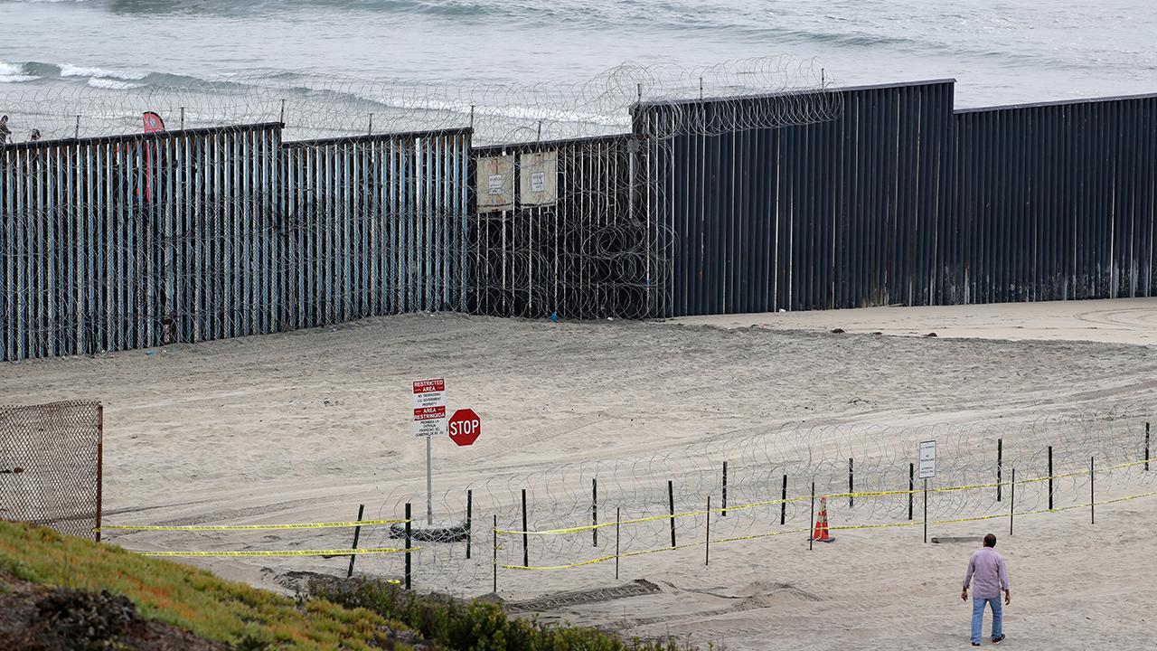 Federal judge rules against Trump's border asylum ban