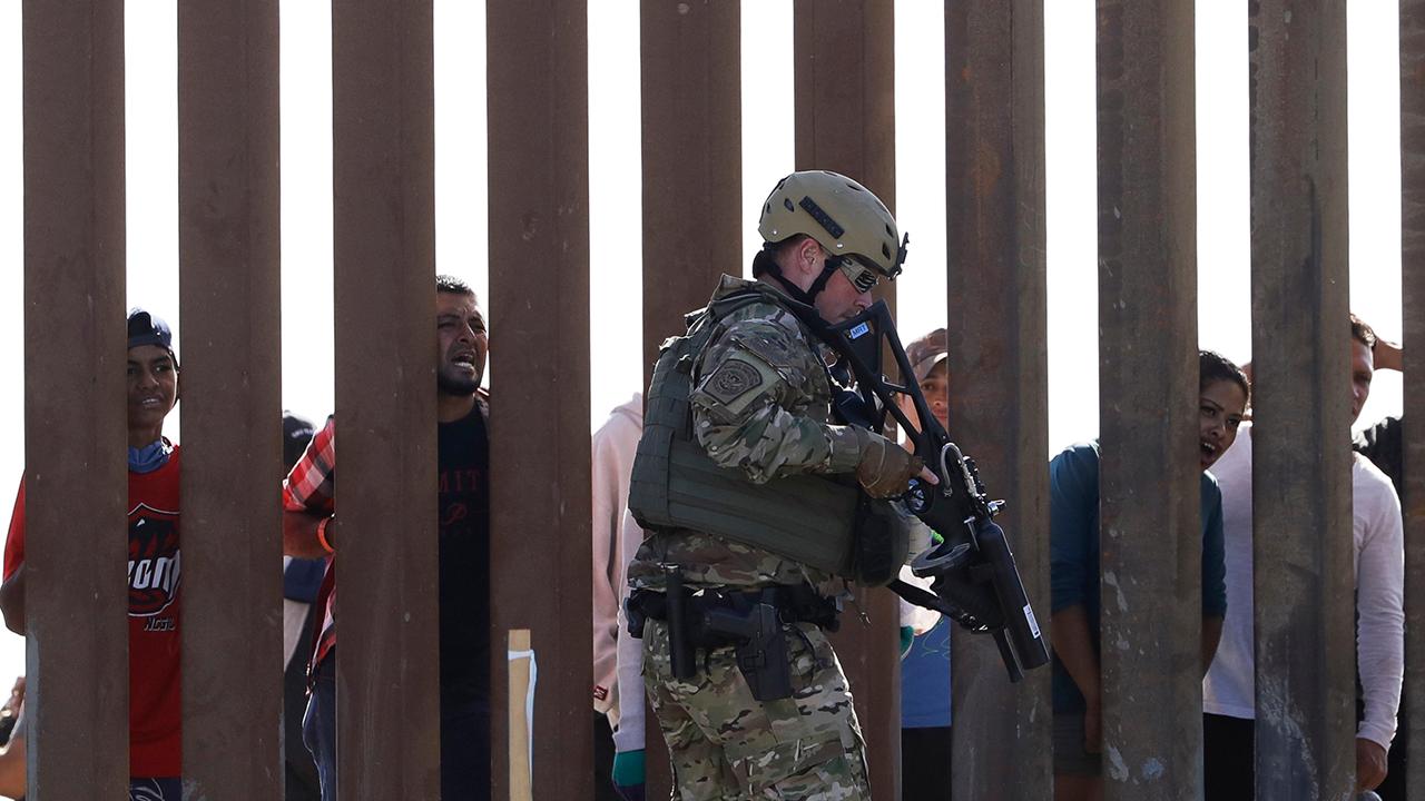 Chaos breaks out at the U.S.-Mexico border
