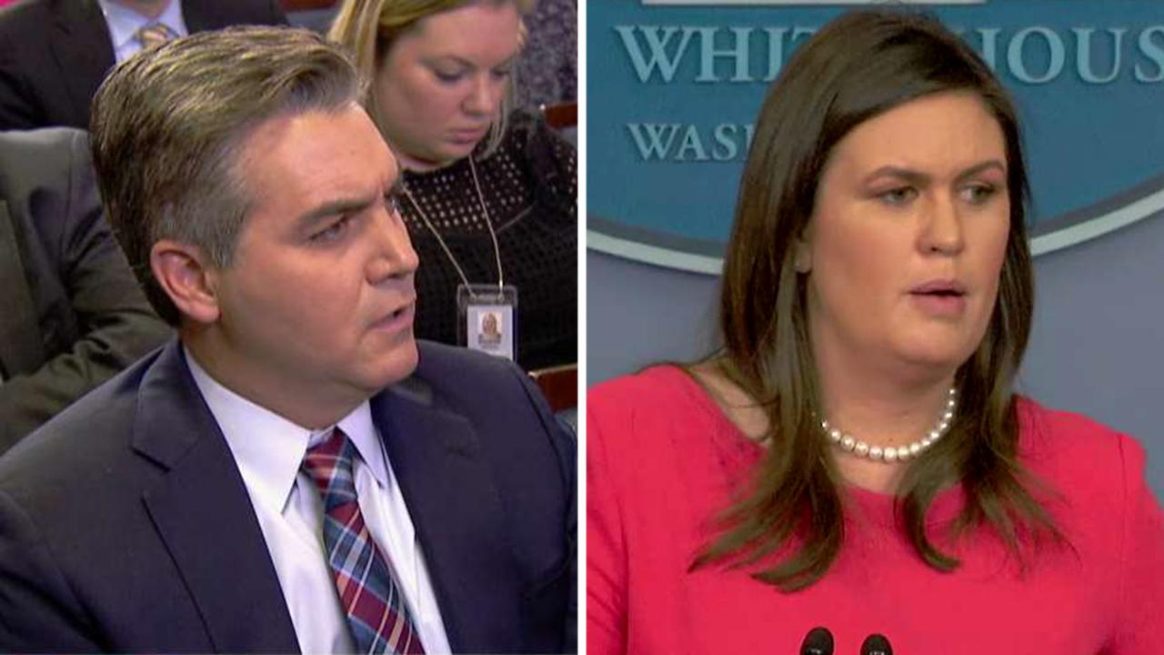 Sanders calls on Jim Acosta at White House press briefing