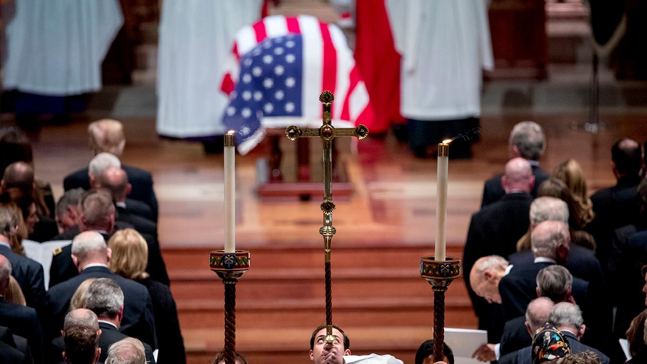 Family, friends, dignitaries pay final respects to Bush 41