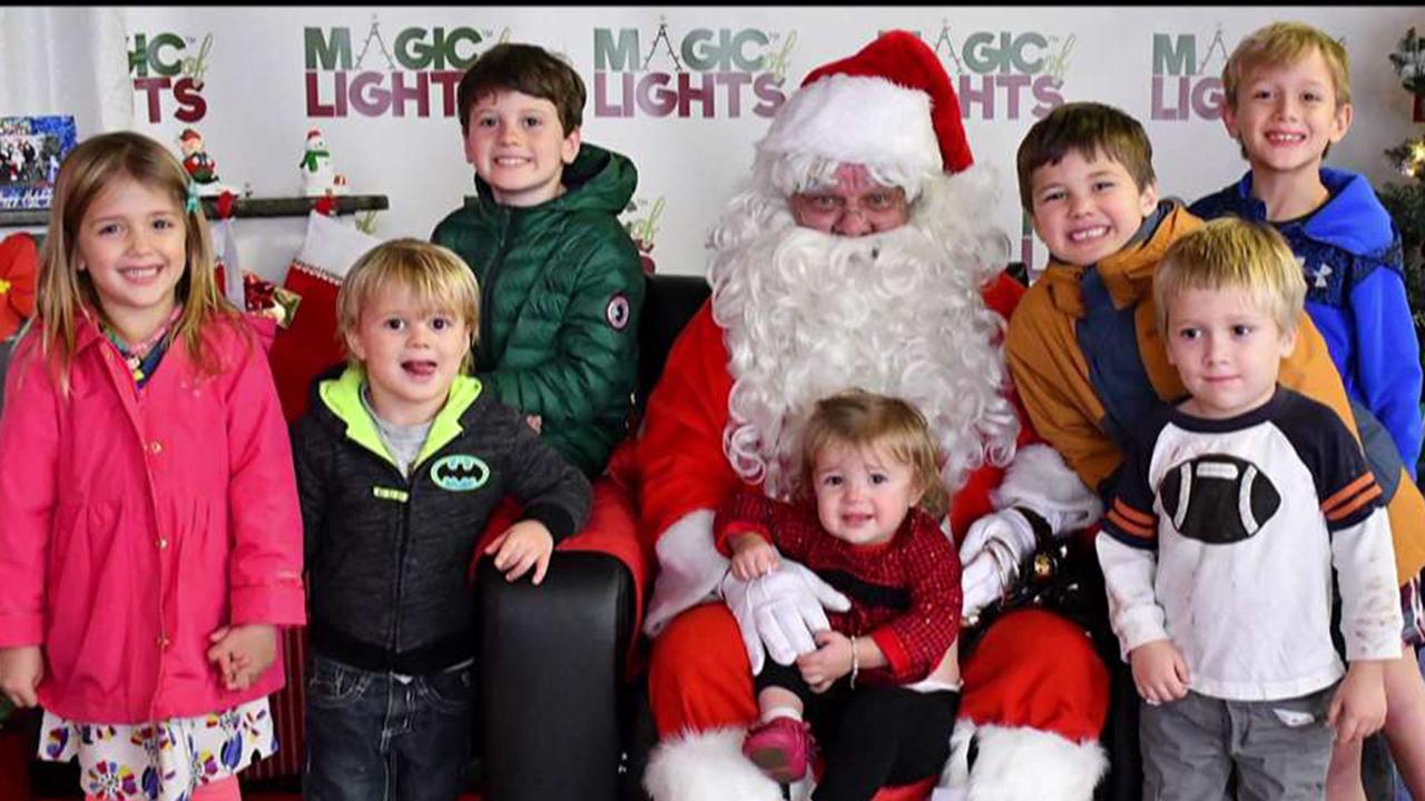 Tips to get the perfect family photo with Santa