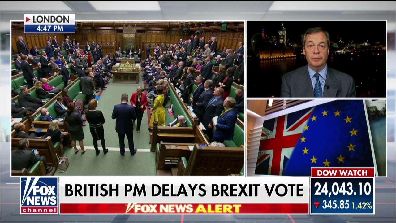 Farage Slams May After Delayed Brexit Vote: UK Moving Closer to 'Constitutional Crisis'