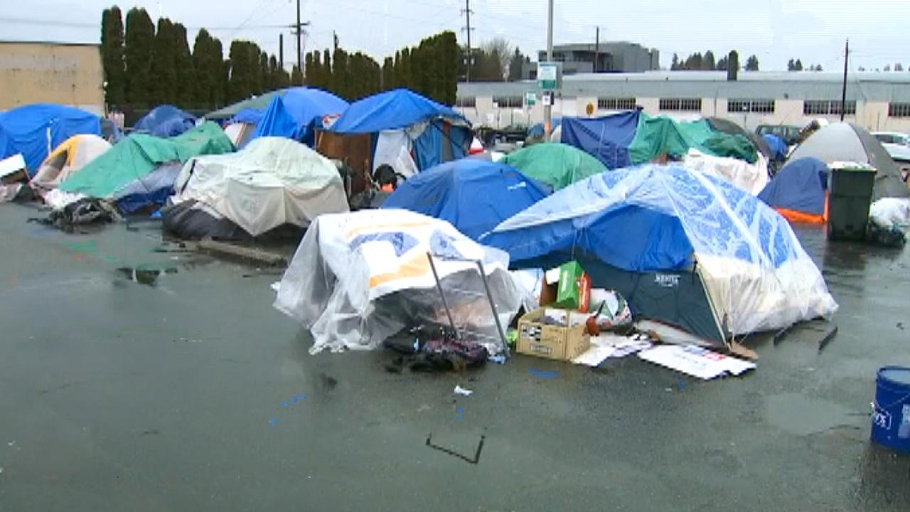 City clearing homeless site to make room for new encampment