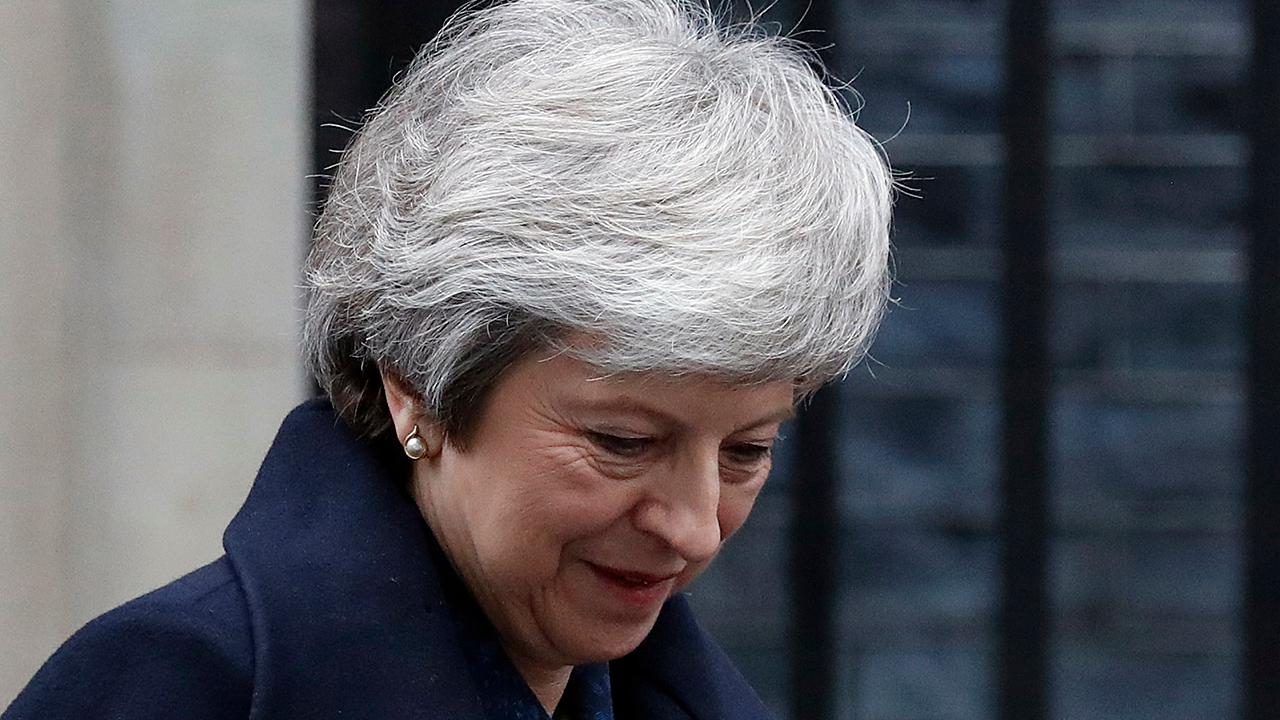 No-confidence vote could oust Theresa May