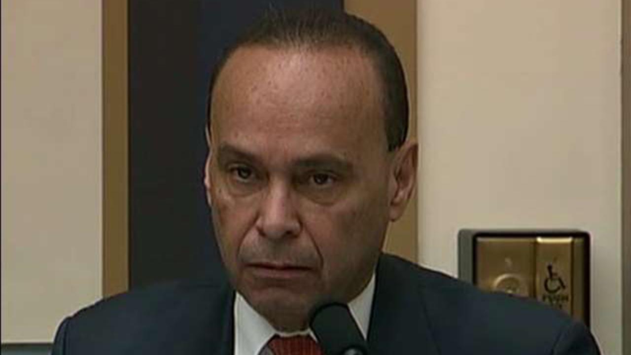 Democrat Rep. Gutierrez compares the border wall fight to the Christmas story during rant against Kirstjen Nielsen