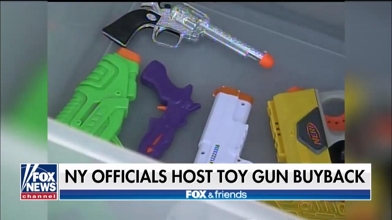 New York Town Hosts Toy Gun Exchange for Children
