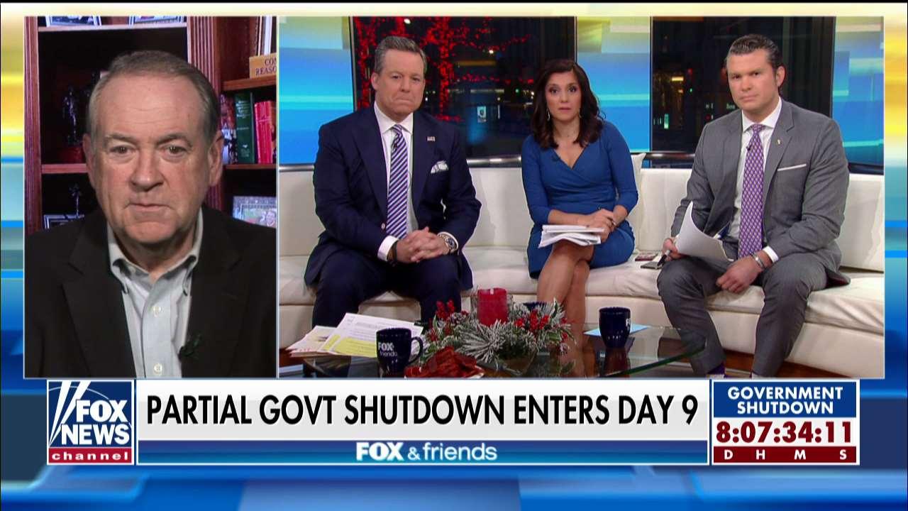 Huckabee: Pres. Trump Should 'Just Lay Out the Hypocrisy' of Dems on Border Security